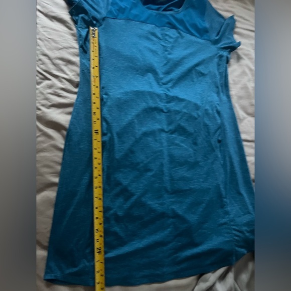 Columbia Woman’s Place To Place  Dress in Dark Pool.Light Jersey knit  Size XL - Picture 7 of 7